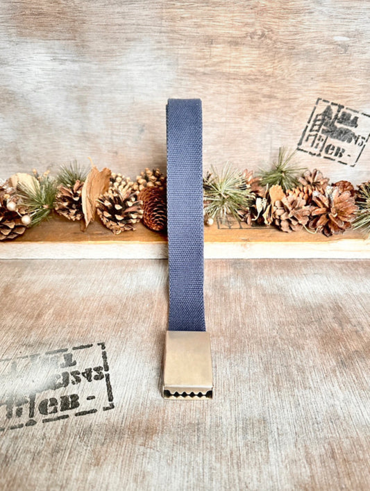 Navy Canvas Belt — Clamp Buckle (36”)